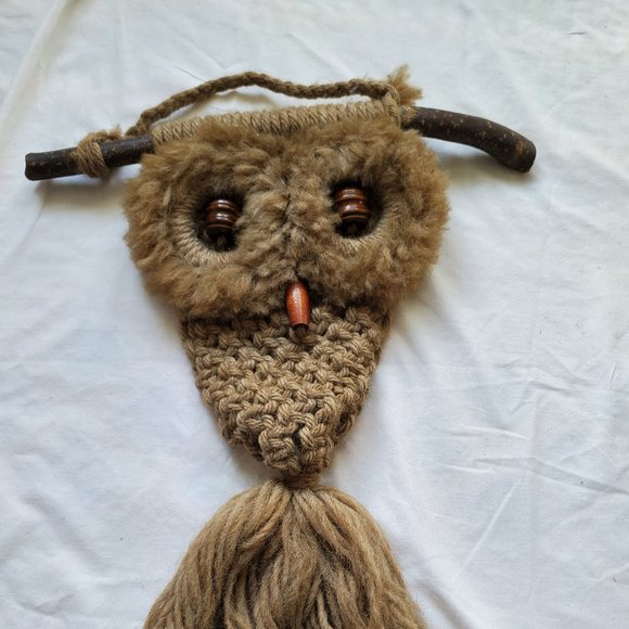 Macramé Owl wall hanging - Picture 1 of 4